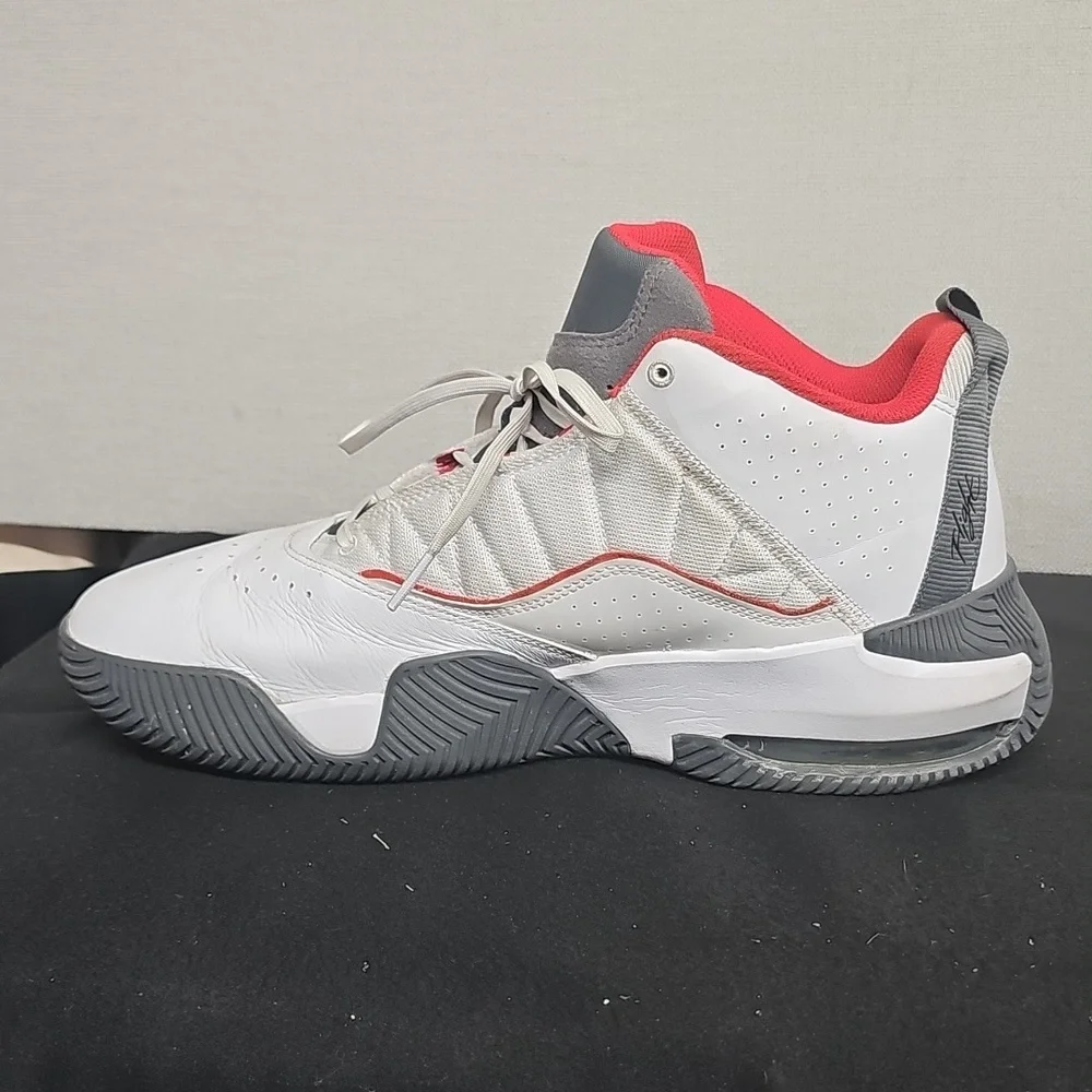 JORDAN STAY LOYAL BASKETBALL SNEAKERS BFPM-11-045